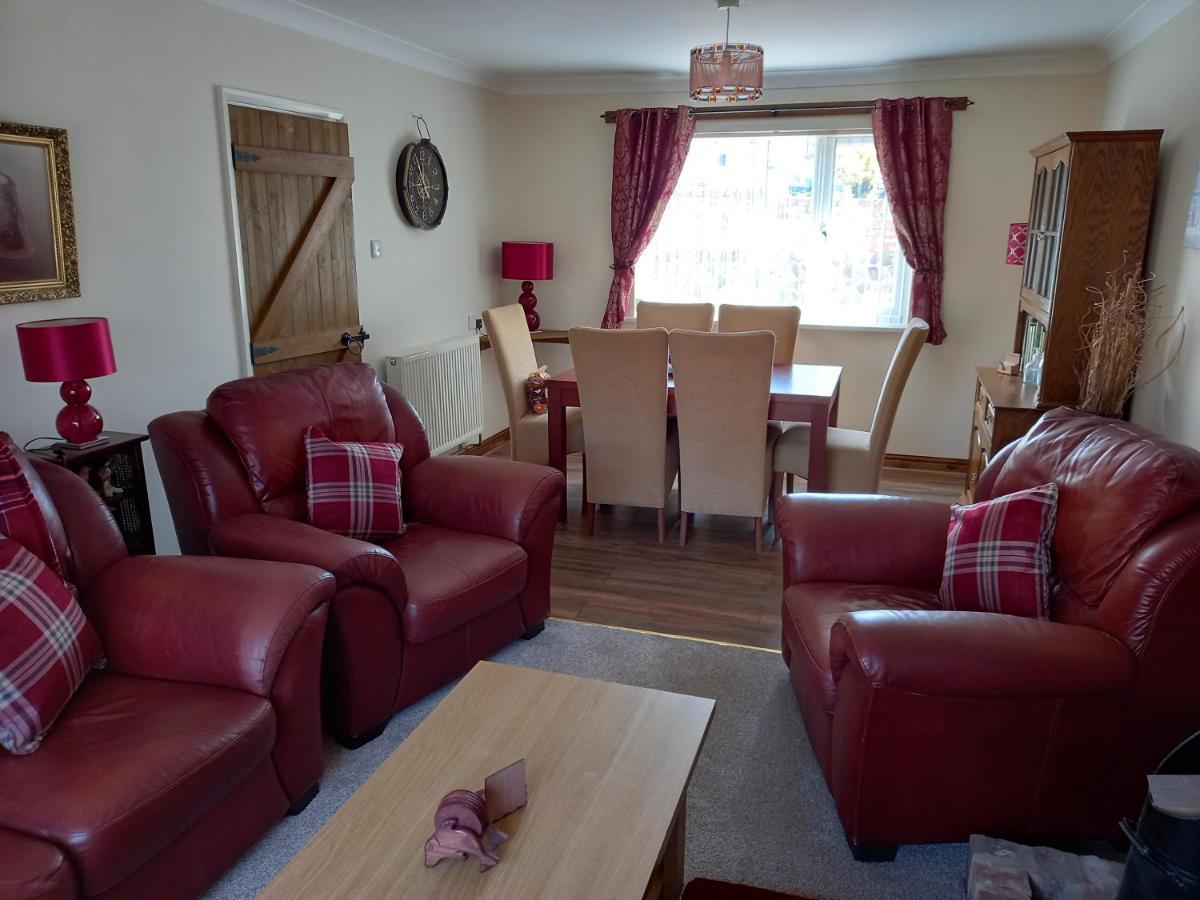 Pet Friendly Beautiful Detached Cottage Close To Spurn Point, Easington And Withersea Kingston upon Hull Dış mekan fotoğraf