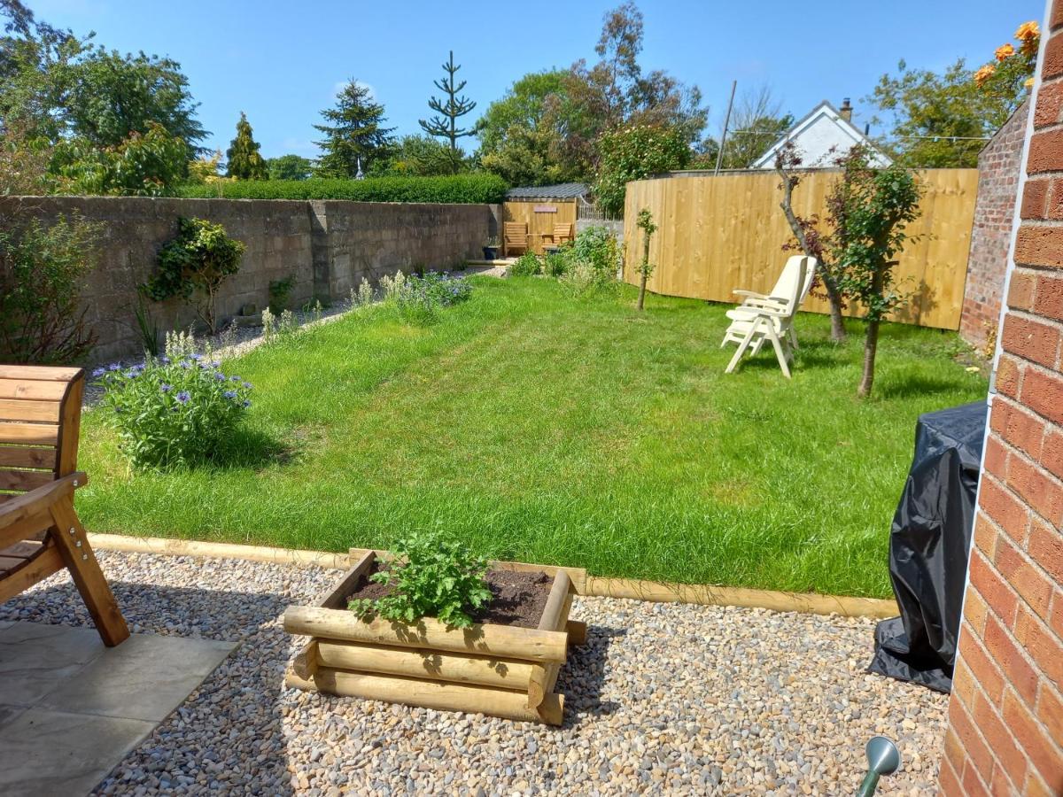 Pet Friendly Beautiful Detached Cottage Close To Spurn Point, Easington And Withersea Kingston upon Hull Dış mekan fotoğraf